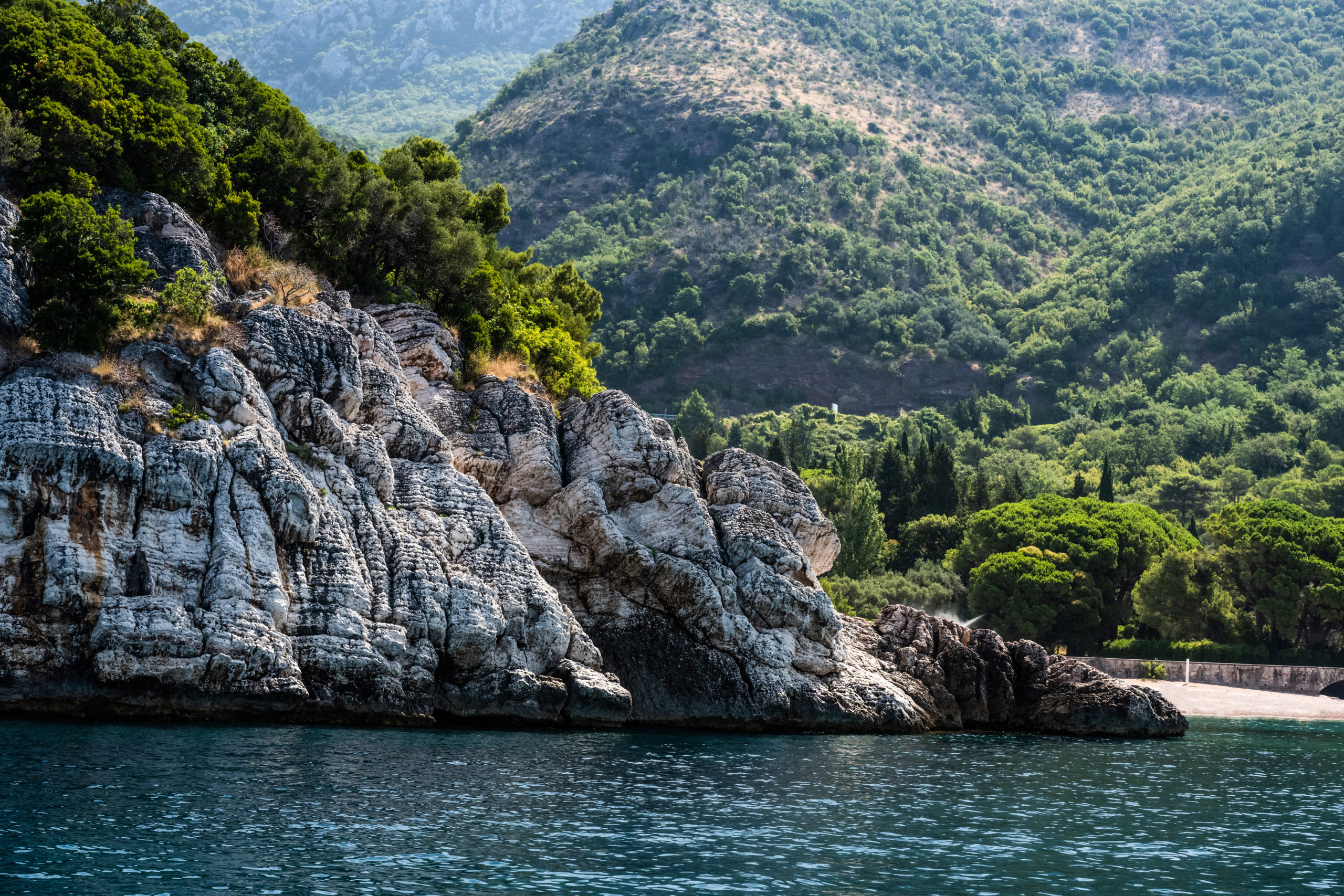 A frikësoshesh nëse mirëqenia në vendet ku jetojmë duket paska e paarritshme?