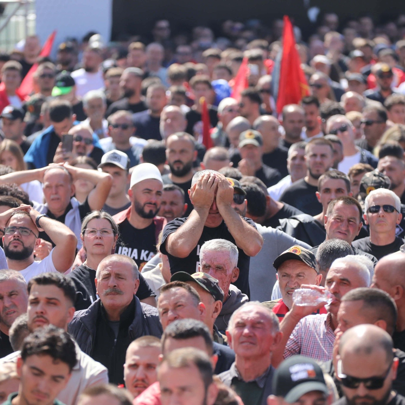 Se populli ynë e ka një fjalë “njeriu është më i fortë se guri dhe atë që se mban guri e mban njeriu”